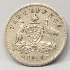 AUSTRALIA 1914 . THREEPENCE . FULL CENTRE DIAMOND . NICE PEARLS